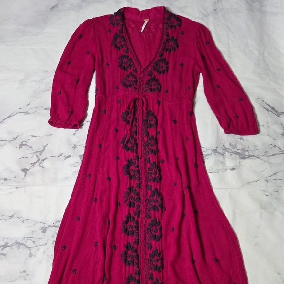 Free People Dresses & Skirts - Free People Pink Fable Embroidered Festival Midi Dress